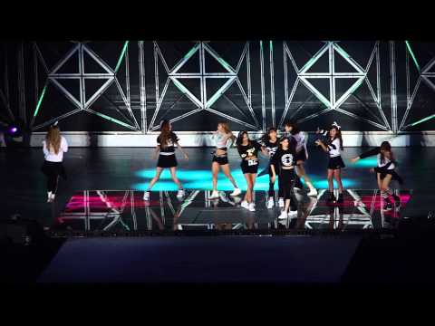 140815 SM TOWN Girls' Generation - I got a boy