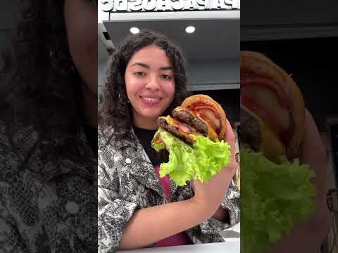 ¡ Me encantó esta plazoleta de comidas! 🤩 @eleden.cc 📍Centro Comercial El Edén Además de poder