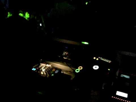 DJ Francesco Esse live @ Crystal WORLD DJ TOUR - Pasqua 2010