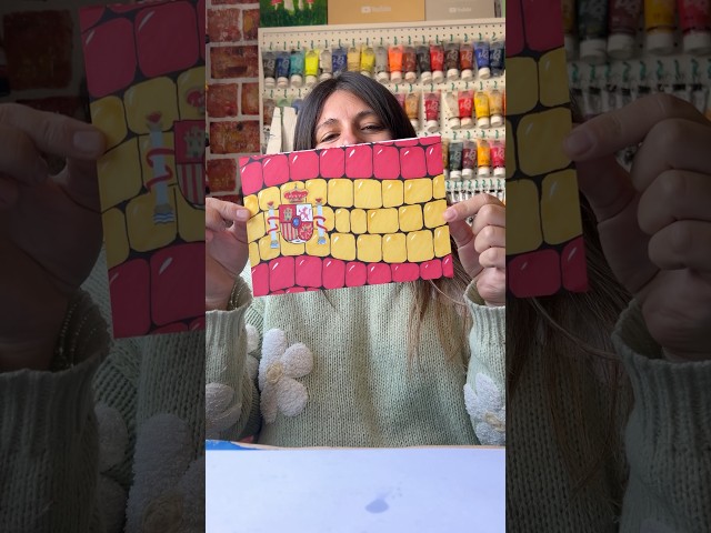 Vídeo relacionado con BANDERA de MESA de ESPAÑA 15x10cm - BANDERINA de DESPACHO ESPAÑOLA 10 x 15 cm - AZ FLAG