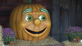 Gourdon the Talking Pumpkin at Holiday World's Happy Halloween Weekends
