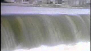 preview picture of video 'Merrimack River Falls in Lawrence ca.1962'
