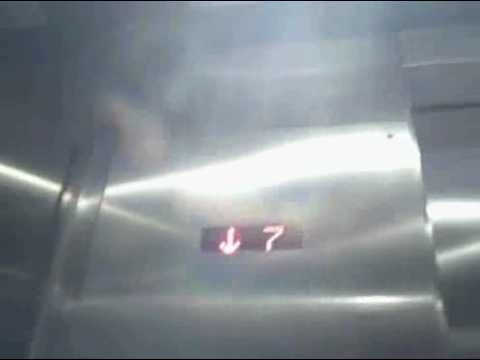 76. WestingHouse Traction elevator at Expressway tower