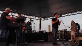 Josh Logan performs at Thunder Over Louisville