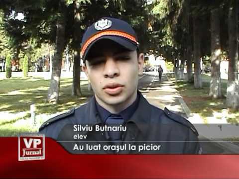 Au luat oraşul la picior