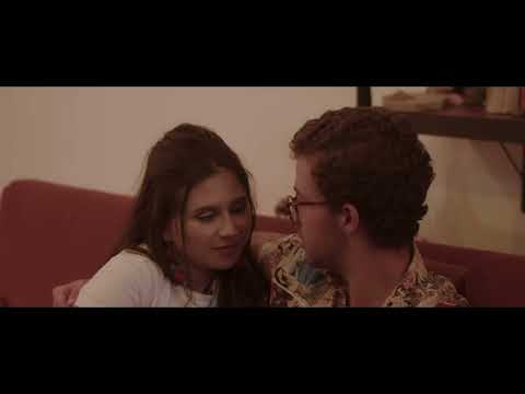 Así Crecemos (Growing Up). English Subtitles