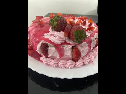 Strawberry Cake home made