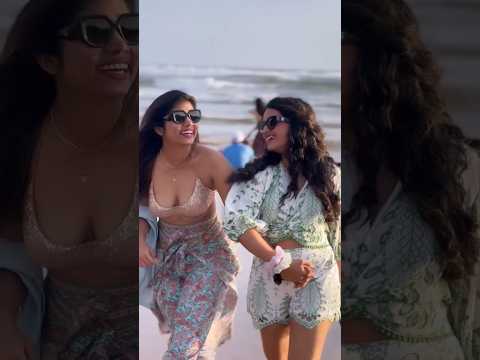 Ritu Chaudhary And shes Girl Friend Hot Looks At Beach #rithuchowdary #rituh #youtubeshorts #tolly