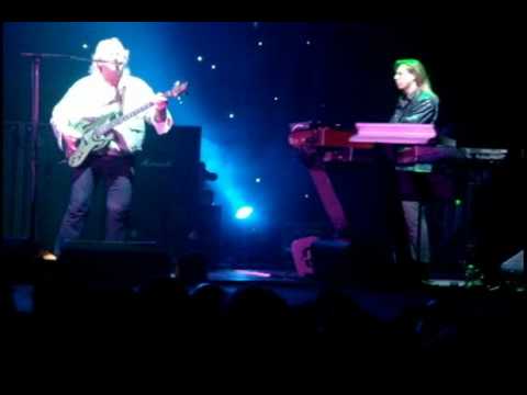 Yes - Hammersmith Apollo, London - 17 Nov 2009