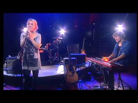 Lisa Miskovsky - Still alive (Live @ Nyhetsmorgon)