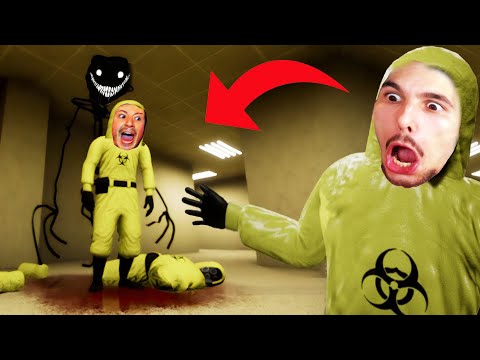 THIS MULTIPLAYER BACKROOMS GAME IS AMAZING! | Escape the backrooms with Feinxy Poggo