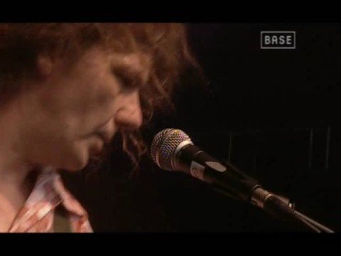Chilly Pom Pom Pee - One rest to fight (live)
