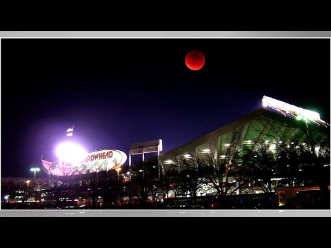The Moon will turn red over Arrowhead Stadium on Sunday night