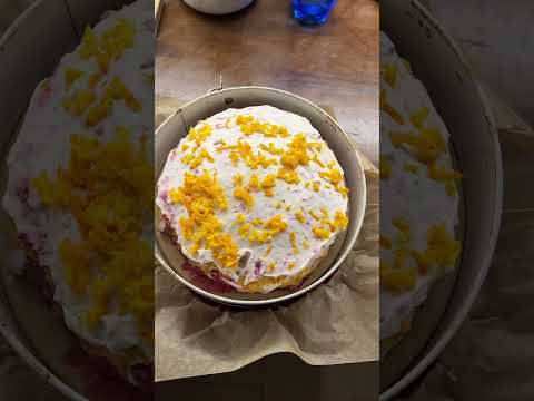 Кусок мяса и салат – фундамент твоего￼ здоровья!