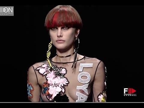 VERSACE - The Best of 2017 - Fashion Channel