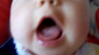 Bebe Rigole Aux Eclats Educatout Bebe Rigole Aux Eclats Educatout