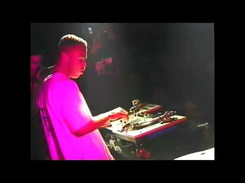 DJ MISTA SINISTA Showcase 1/2 at TABLETURNS 2nd ANNIVERSARY - 1999