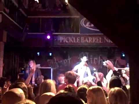 Brett Michaels- Every Rose Has its Thorn (live)