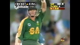 Last Ball Finish(Lance Klusener hit 6) South Africa vs New Zealand 4th ODI, at Napier, Mar 26 1999