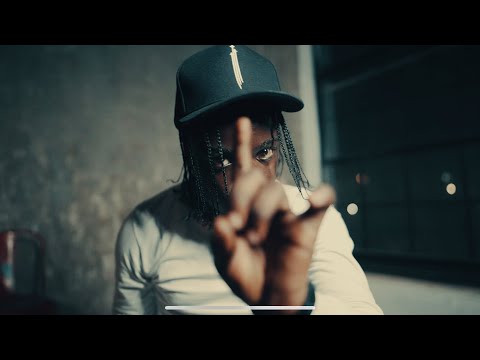 PRADA P - DONT COMPARE (OFFICIAL VIDEO) [Shot By @WontonDesignz ]