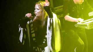 According2g.com presents "Voodoo" live by Oh Land in New York