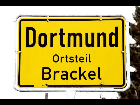 Skateboarding in Dortmund Brackel 12