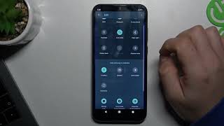 How to Turn On / Off Flashlight in your Android Phone | Use Torch in Two Quick Steps!
