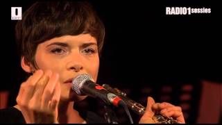 I feel you - Melanie De Biasio (Radio 1 Sessies 2013)