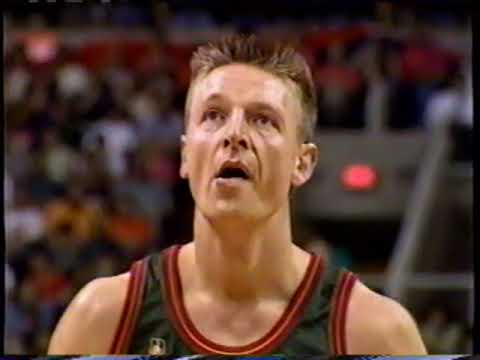 Seattle Supersonics at Phoenix Suns - 1997 NBA Western Conference First Round Game 3