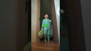 🤣 O pai foi na maldade…mas o filho quase flagrou #curiosidades