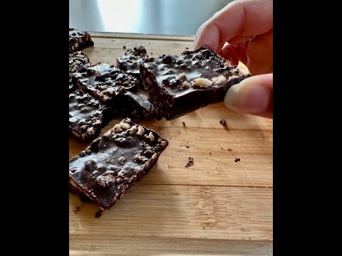 Homemade CRUNCH chocolate bars (Paleo, AIP)