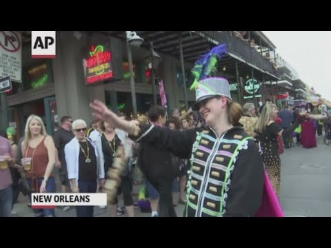 Walking clubs spice up this year’s Mardi Gras