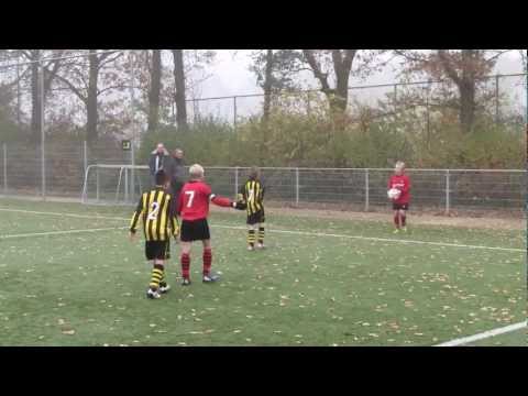 17 november 2012. Wilhelmus E1 - Nieuwerkerk E1 (4-6)