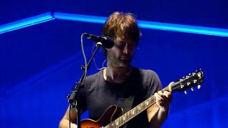 Thom Yorke Atoms for Peace: A WALK DOWN THE STAIRCASE Roseland Ballroom, NYC 2010-04-05 HD