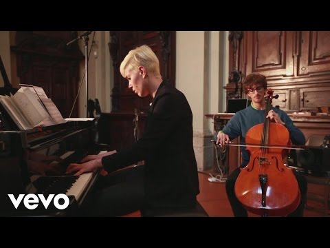 Giulia Mazzoni - Ellis Island (Videoclip)