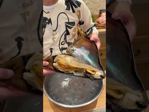Massive Japanese Clam 🔥