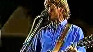 John Denver live in Chile - Dancing with the Mountains &amp; Johnny B. Goode (1985)