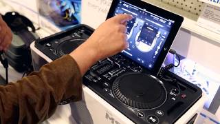 Video thumbnail for Philips M1X-DJ im Hands-on: DJ-System mit Bums für iPhone und iPad by techstagede