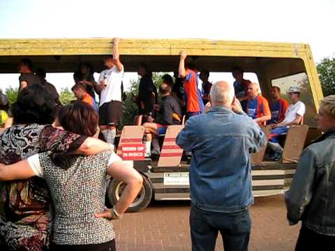 Ereronde VV Zuidland na promotie