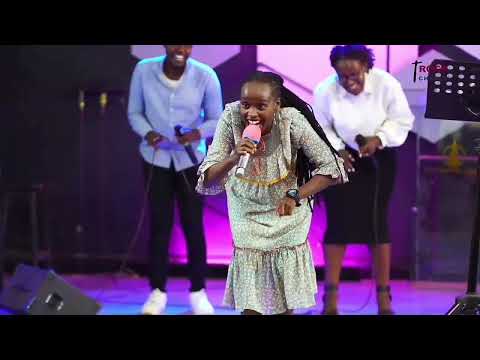 GWANGULA - ZABULI (& FRIENDS) Official Praise medley