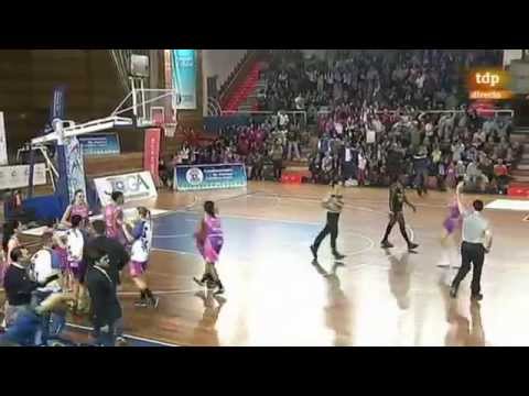 Triple sobre la bocina de María Asurmendi (CB Conquero Huelva Wagen)