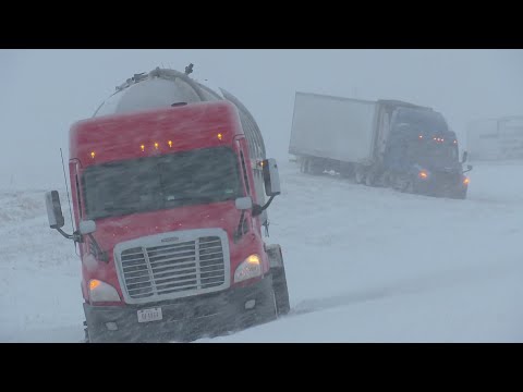 Crews work to clean up semi crashes near Strasburg, EB lanes of I-70 closed in eastern Colorado