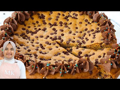 The BEST EVER COOKIE CAKE recipe! Soft & gooey with crisp edges