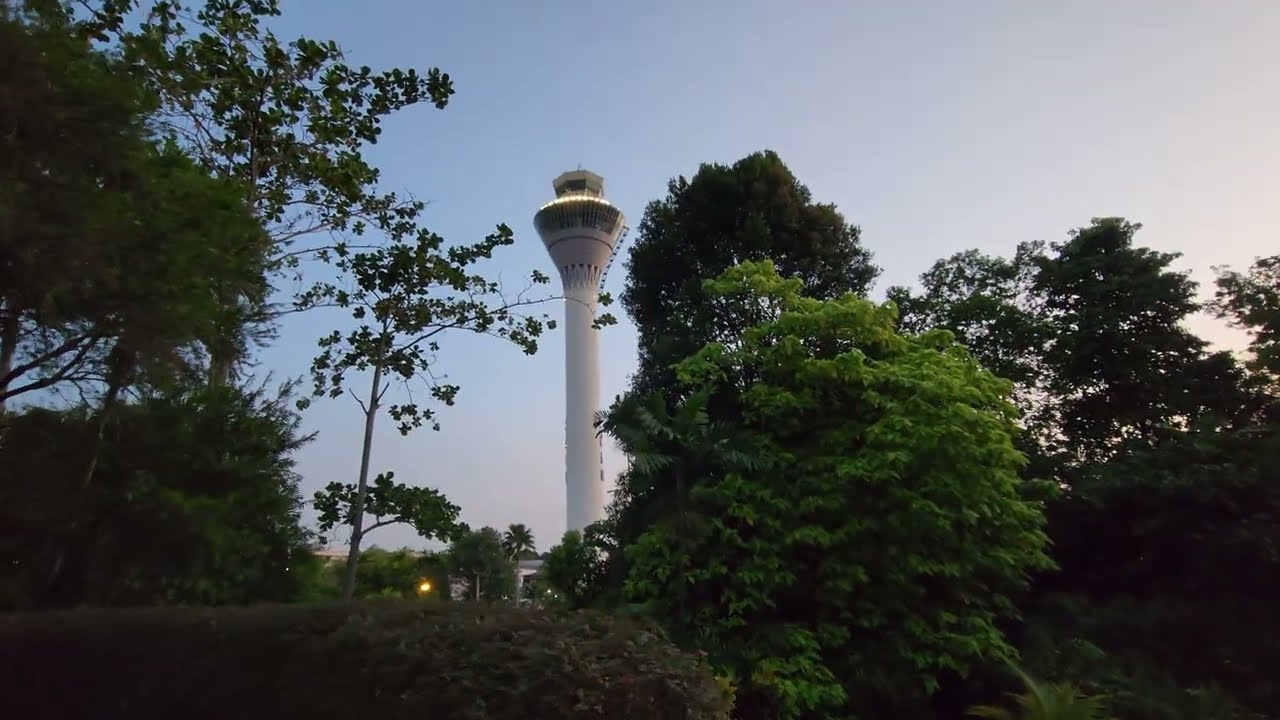 Premier Lounge @ Sama Sama Hotel