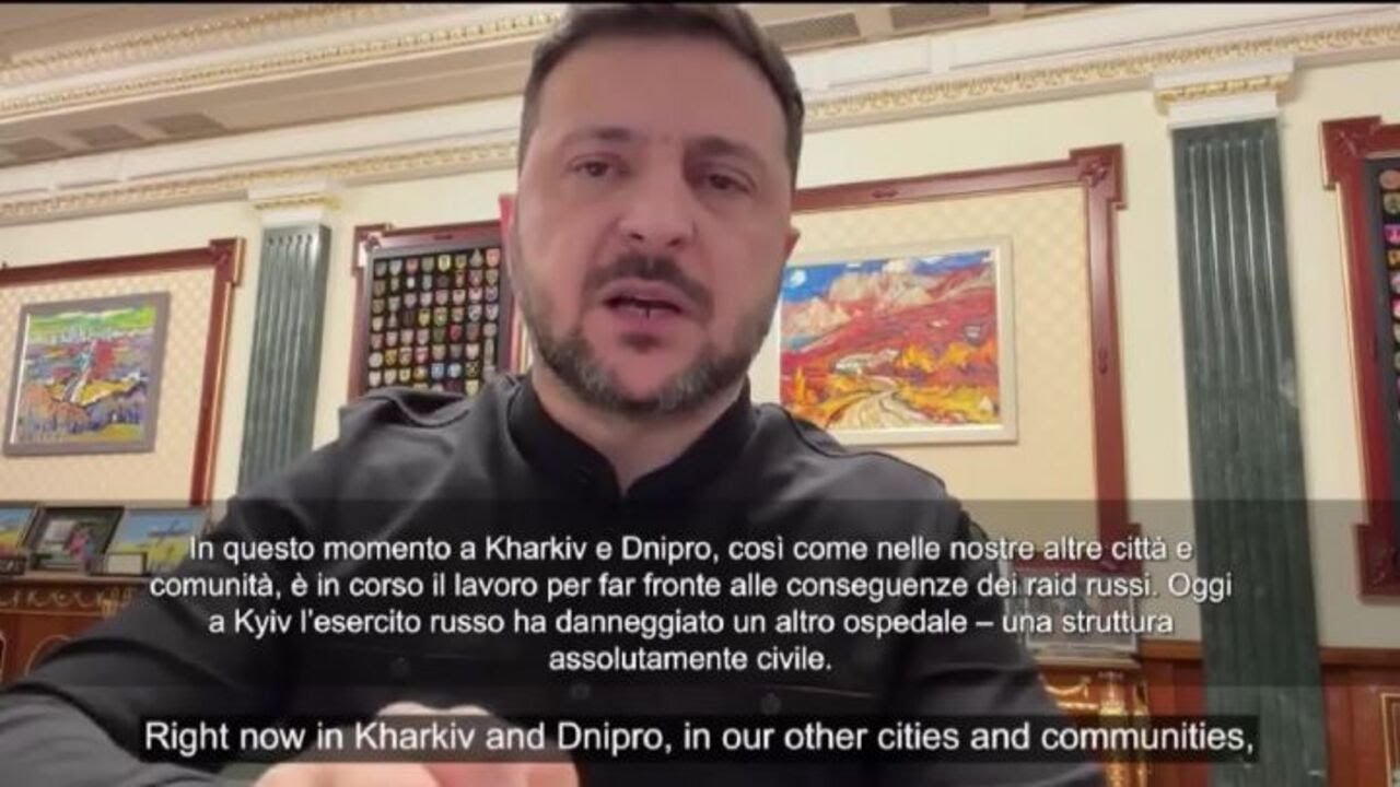 Zelensky: Russia ignora sforzi diplomatici e colpisce civili e infrastrutture