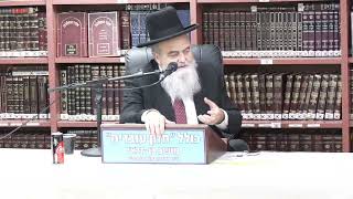 הרב אהרן בוטבול  : הלכות קידוש בשבת -  קידושא רבה . (כולל חזון עובדיה) - התמונה מוצגת ישירות מתוך אתר האינטרנט יוטיוב. זכויות היוצרים בתמונה שייכות ליוצרה. קישור קרדיט למקור התוכן נמצא בתוך דף הסרטון