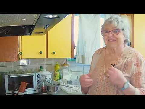 Molé Ground Beef, Hot and Spicy Black eyed Peas & 5 minute Chocolate Pots copy