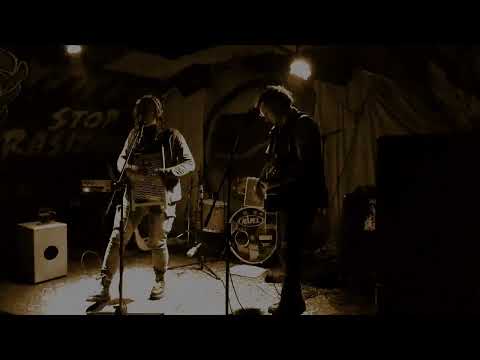 Fajront - Fajront - Odborníci na všetko (live in bosorka)