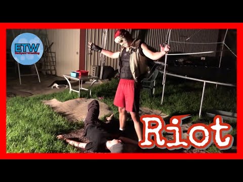 ETW Riot Ep.40 - Mute vs Mr. TooGood; Outcast and Pyro fight; Striker & Echo contract signing