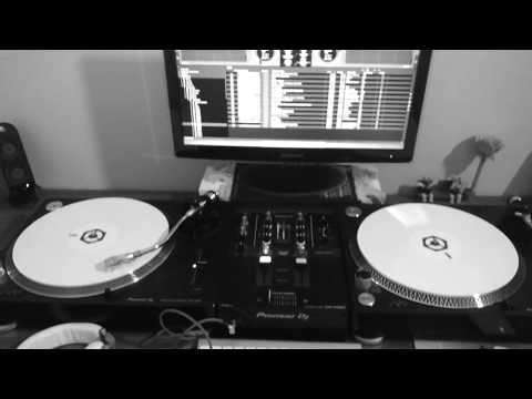 Pioneer PLX 500 e DJM 250MKII com Rekordbox